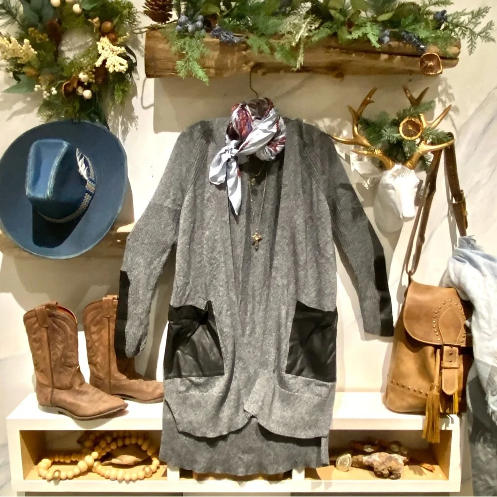 Vegan LEATHER pockets & sleeves open front boho cardigan w midcentury vibe - Picture 5 of 10